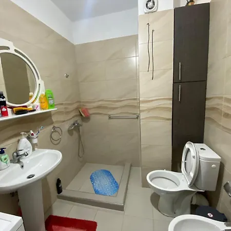 Norga Appartement Polisi i Vogel